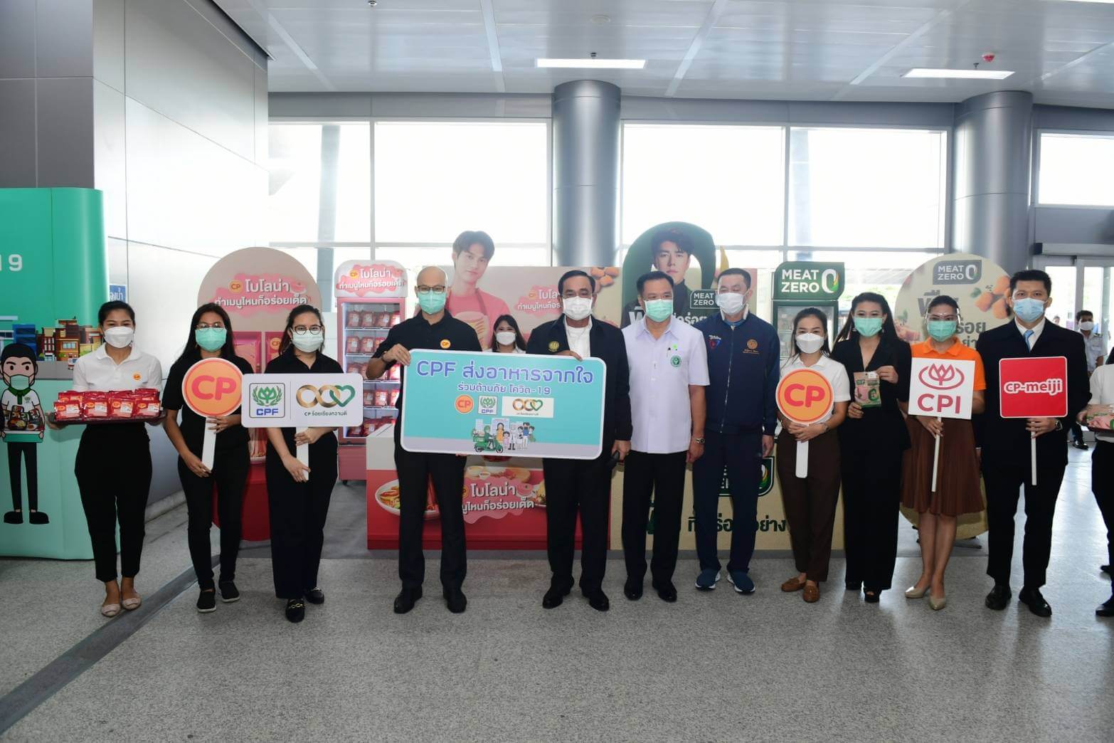 CP Group and CP Foods give away foods and drinks for people as COVID-19 vaccination starts at Bang Sue Grand Station